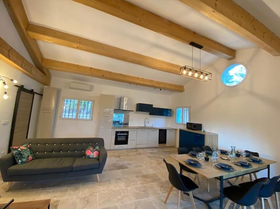 Villa Cigalons En Pleine Pinede Avec Piscine Chauffee De Mai A Septembre Auriol Exterior foto